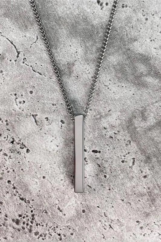 THE BAR NECKLACE