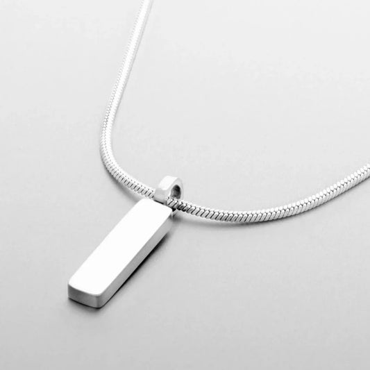 SQUARE PENDANT NECKLACE